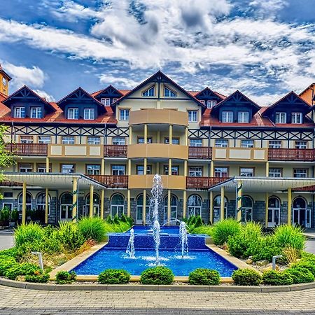 St Lukas Medical & Spa Świeradów-Zdrój Exteriör bild