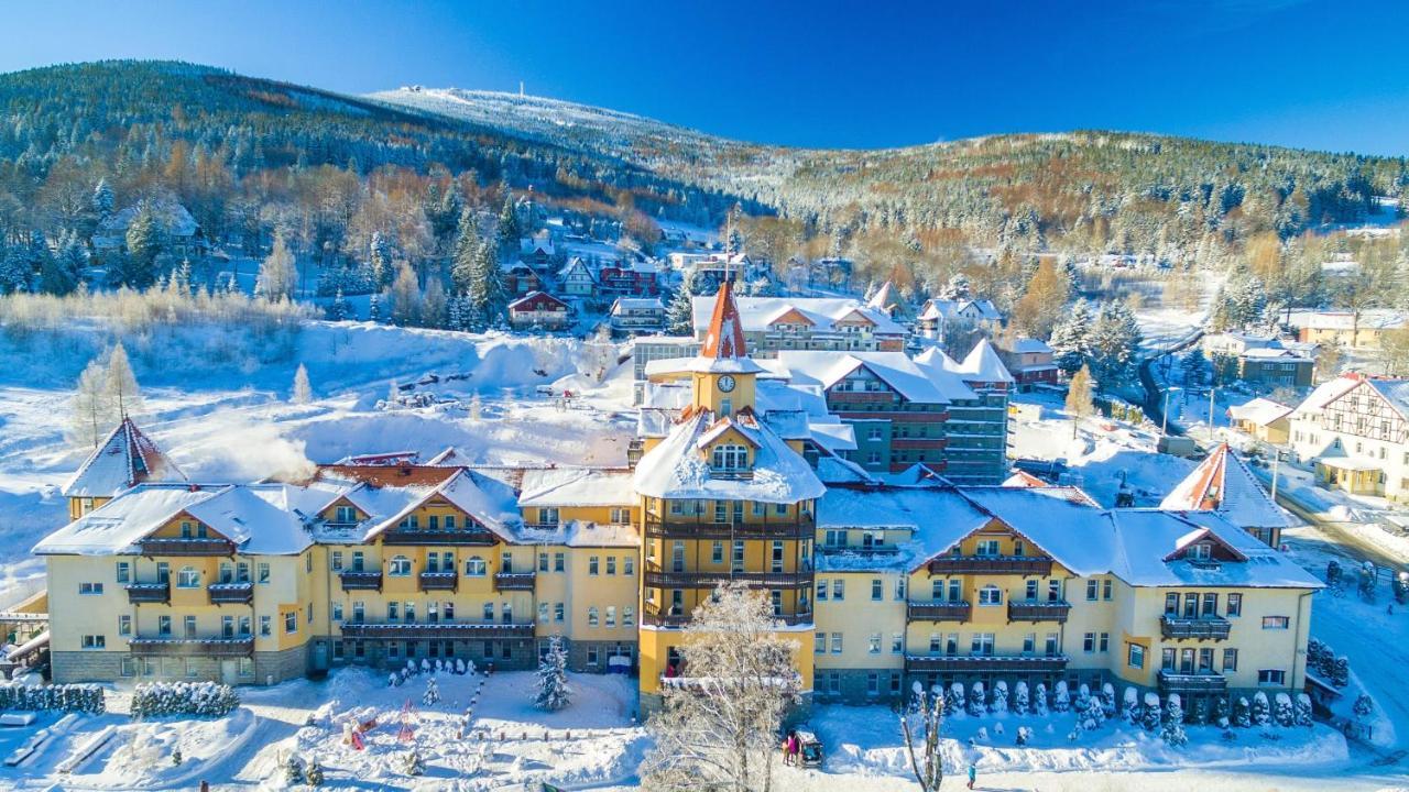 St Lukas Medical & Spa Świeradów-Zdrój Exteriör bild