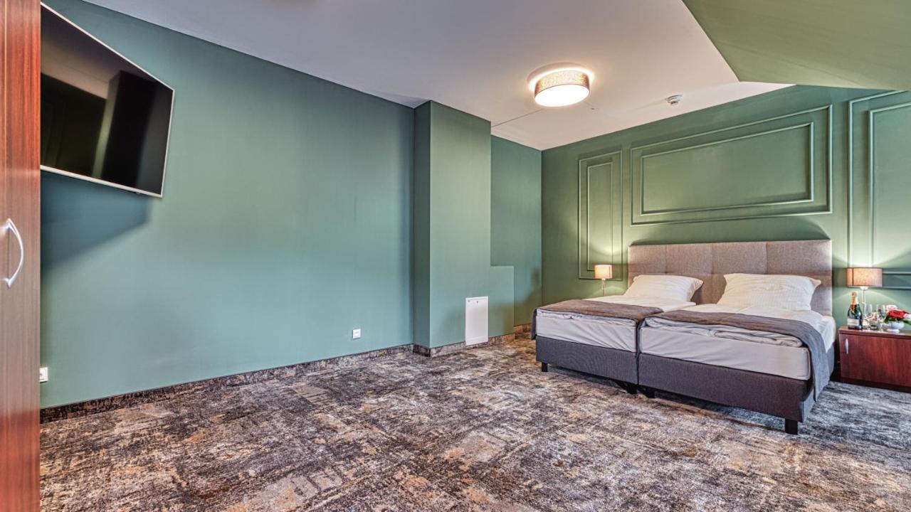 St Lukas Medical & Spa Świeradów-Zdrój Exteriör bild