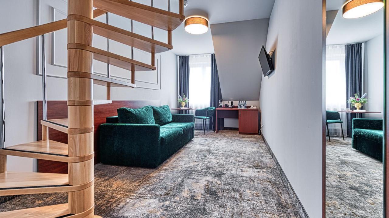 St Lukas Medical & Spa Świeradów-Zdrój Exteriör bild
