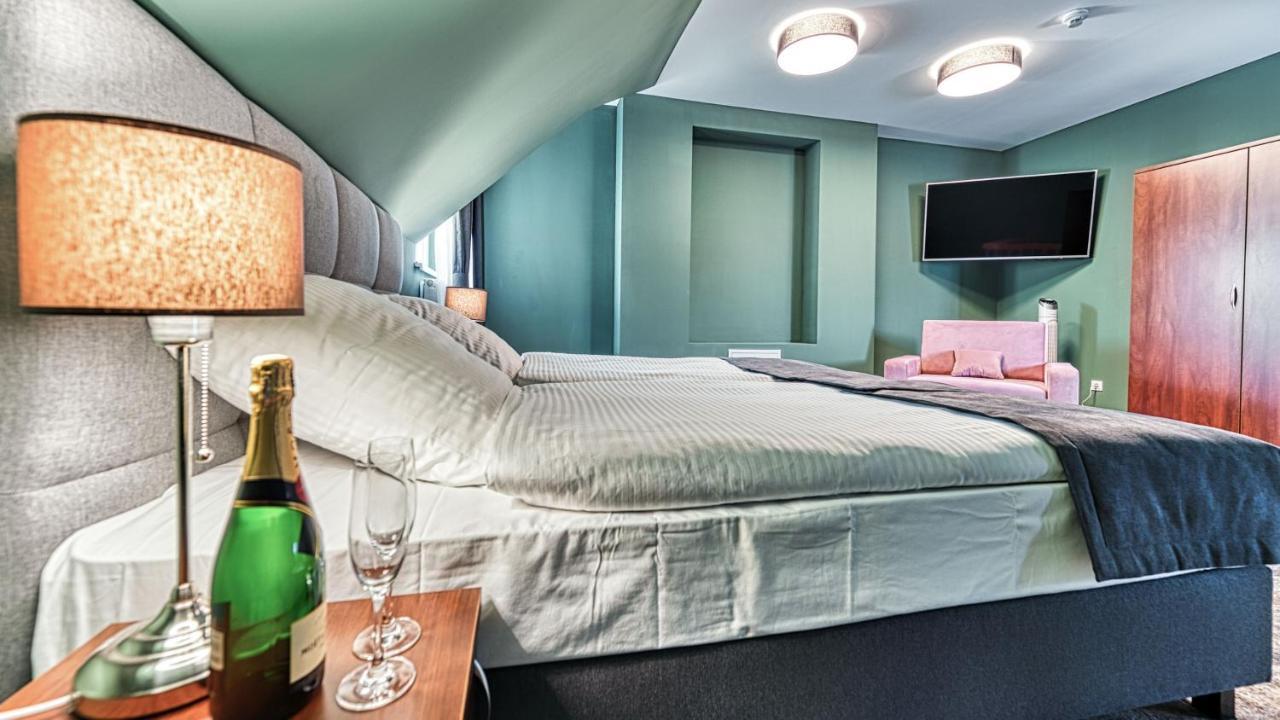 St Lukas Medical & Spa Świeradów-Zdrój Exteriör bild
