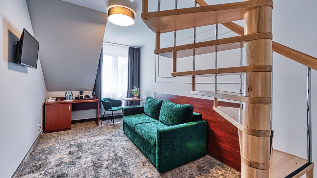 St Lukas Medical & Spa Świeradów-Zdrój Exteriör bild