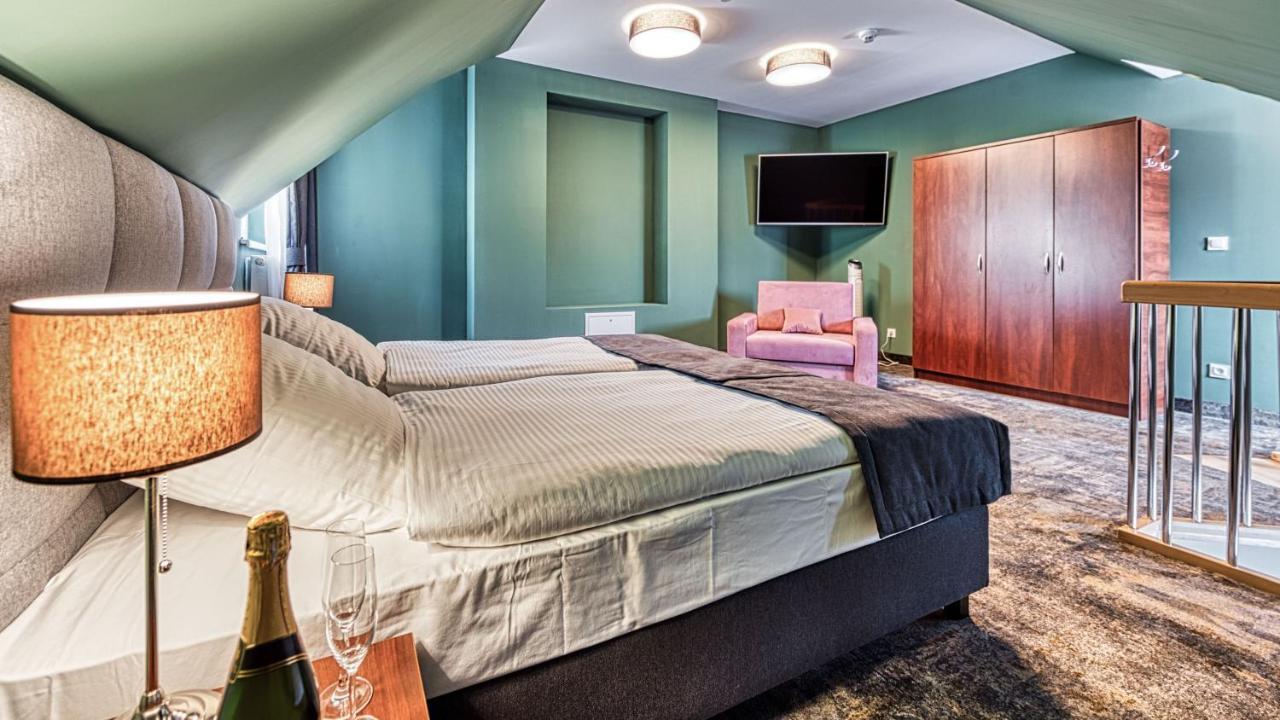 St Lukas Medical & Spa Świeradów-Zdrój Exteriör bild