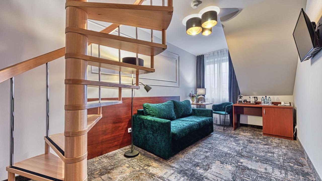 St Lukas Medical & Spa Świeradów-Zdrój Exteriör bild