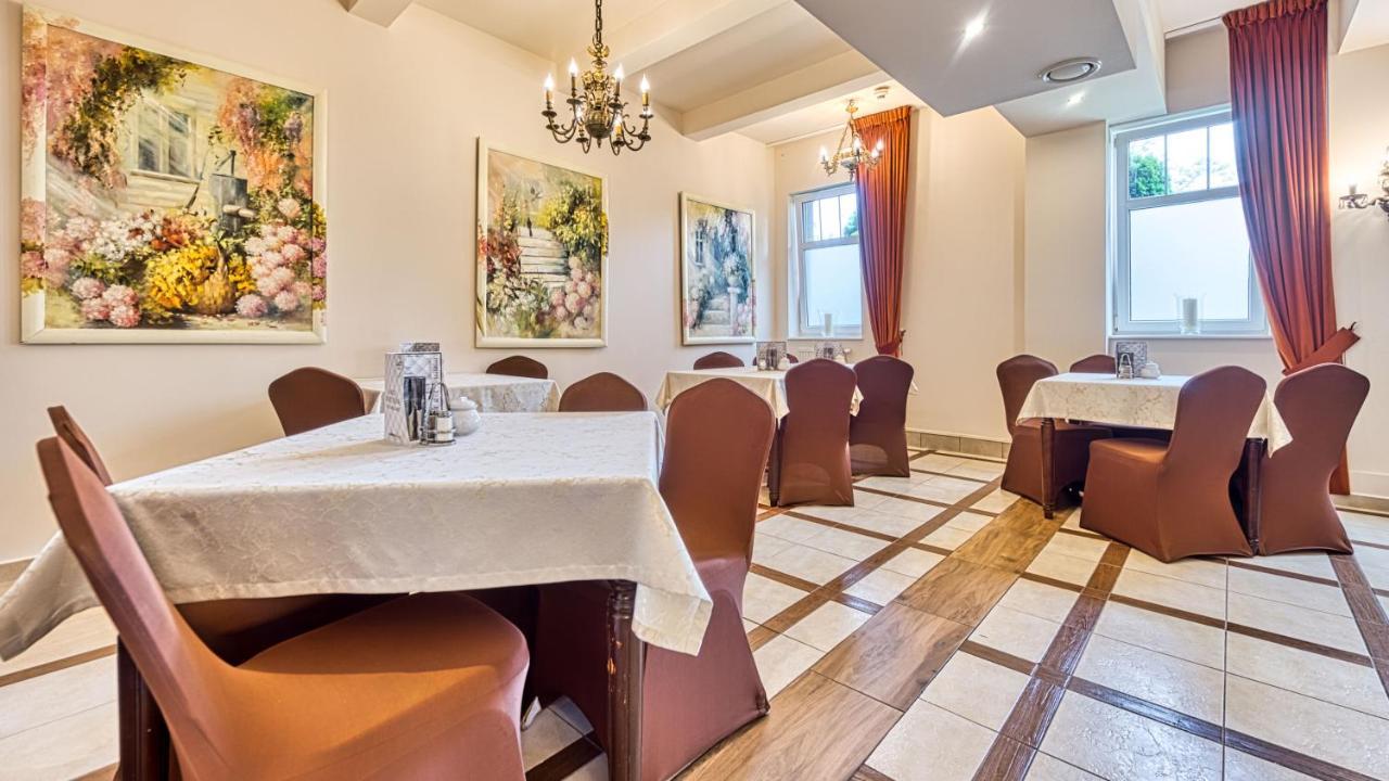 St Lukas Medical & Spa Świeradów-Zdrój Exteriör bild