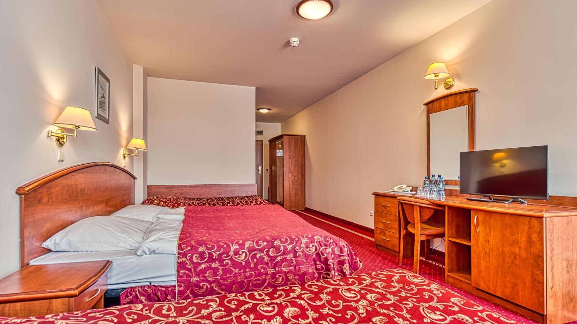St Lukas Medical & Spa Świeradów-Zdrój Exteriör bild